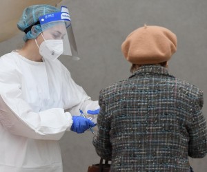 06.05.2022., Sibenik - Dolaskom ljepsih vremena broj testiranja na koronavirus sve je manji, a i broj zarazenih je u padu. korona Photo: Hrvoje Jelavic/PIXSELL