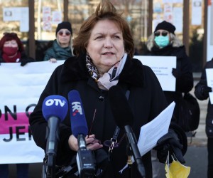 08.03.2022., Zagreb - Ispred Ministarstva rada, mirovinskoga sustava, obitelji i socijalne politike, Zenska sekcija Saveza Samostalnih Sindikata Hrvatske organizirala je javnu akciju Zakon o radu po mjeri zene. Zlatica Stulic   Photo: Marko Prpic/PIXSELL