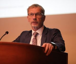 09.11.2022., Opatija - Jubilarno 30. savjetovanje ekonomista u Grand Hotelu Adriatic, pod nazivom "Ekonomska politika Hrvatske u 2023.". Uoci panela Inflacija i ekonomska politika: Nacionalni i EU kontekst, uvodno izlaganje iznio je Boris Vujcic. Photo: Goran Kovacic/PIXSELL