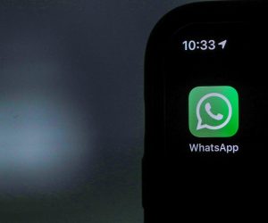 12.11.2019., Zagreb -WhatsApp je mobilna aplikacija za razmjenu poruka, fotografija i videozapisa putem mobilnog interneta pametnim telefonima.   Photo: Igor Soban/PIXSELL