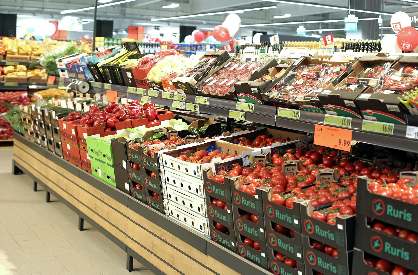 14.04.2016., Zagreb - Novo otvorena Kaufland Trgovina u Slobostini."nPhoto: Sanjin Strukic/PIXSELL