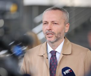 14.10.2022., Beograd, Srbija - Visi sud u Beogradu zakazao je za 14. listopada sudjenje cetvorici hrvatskih pilota koje srbijansko tuziteljstvo tereti da su u kolovozu 1995. raketirali kolonu izbjeglica na Petrovackoj cesti u BiH. Odvjetnik Aleksandar Olenik zastupa pilota Vladimira Mikca. Photo: Davor Javorovic/PIXSELL