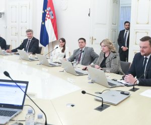 14.11.2022., Zagreb - Na svojoj 166. sjednici odrzanoj u Banskim dvorima Vlada je usvojila Nacrt prijedloga drzavnog proracuna Republike Hrvatske za 2023. godinu i projekcije za 2024. i 2025. godinu.  Photo: Patrik Macek/PIXSELL