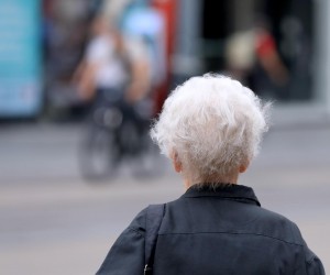 19.08.2022., Zagreb - S mirovinama koje ce za kolovoz biti isplacene u rujnu umirovljenici mogu ocekivati povecanje od nesto iznad 6 posto. Razlika ce biti isplacena i za mirovine za srpanj, a indeksacija je provedena zbog rasta cijena i rasta placa u Hrvatskoj.
 Photo: Patrik Macek/PIXSELL