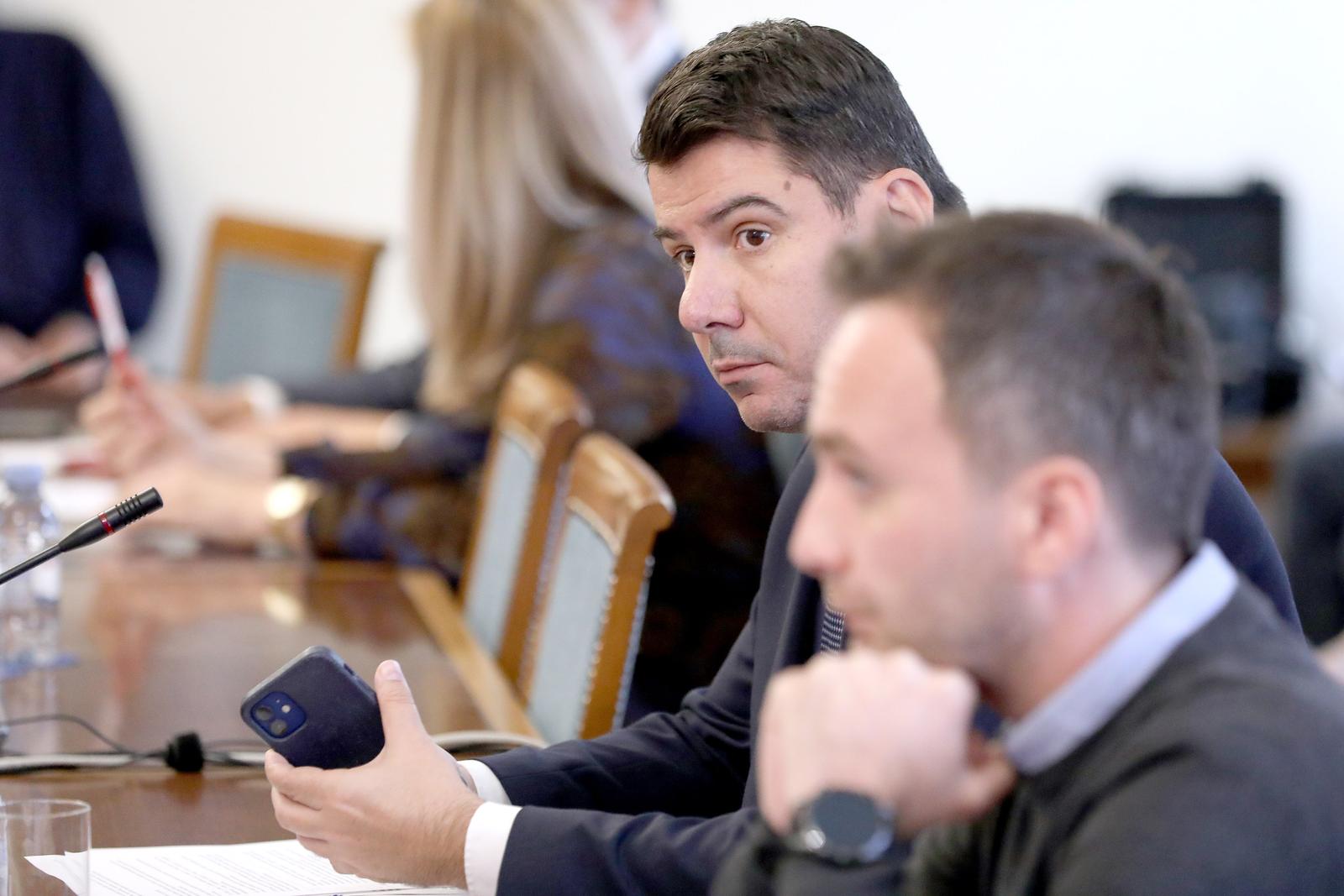 21.09.2022., Zagreb - U Saboru je pocela 24. sjednica Nacionalnog vijeca za pracenje provedbe Strategije suzbijanja korupcije na kojoj bi se, prema najavama Nikole Gmroje, trebao postici dogovor oko stavljanja na dnevni red iduce sjednice slucaja INA. Nikola Grmoja Photo: Patrik Macek/PIXSELL