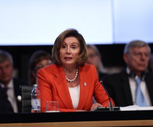25.10.2022., Zagreb - Predsjednik Ukraine Volodimir Zelenski obratio se sudionicima Prvog parlamentarnog summita Međunarodne krimske platforme. Nancy Pelosi Photo: Damir Sencar/HINA/POOL/PIXSELL