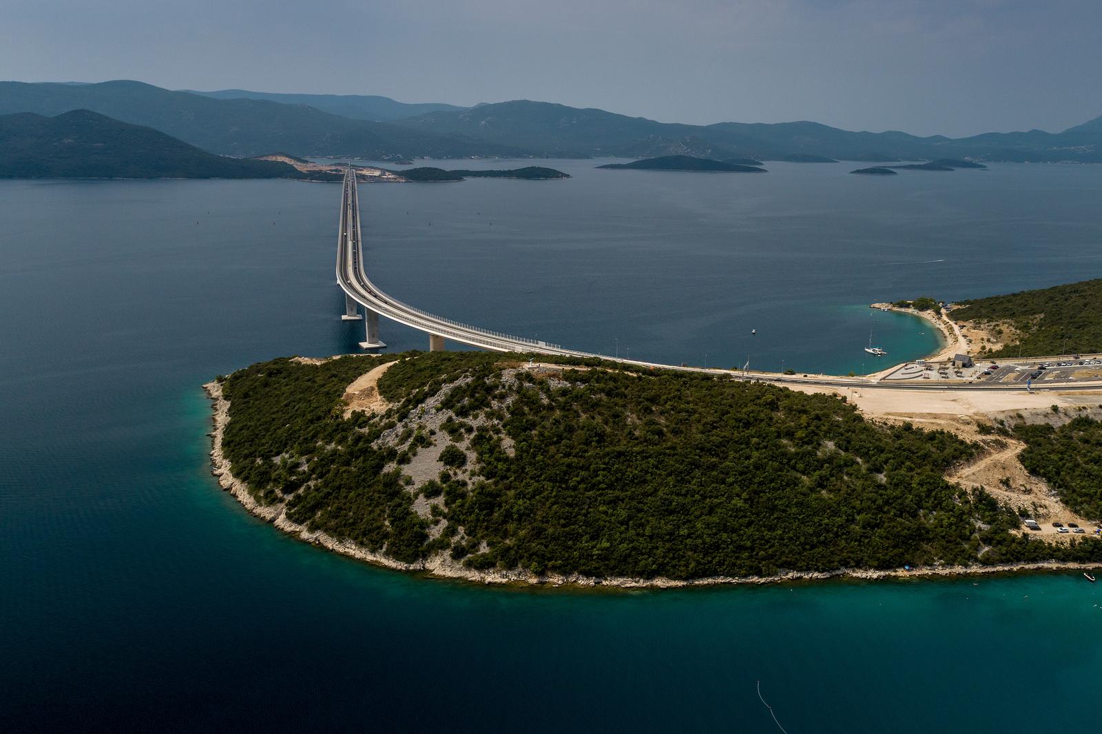 27.07.2022., Peljesac, Komarna - Pogled na Peljeski most koji je dan nakon svecanog otvorenja pusten u promet Photo: Igor Kralj/PIXSELL