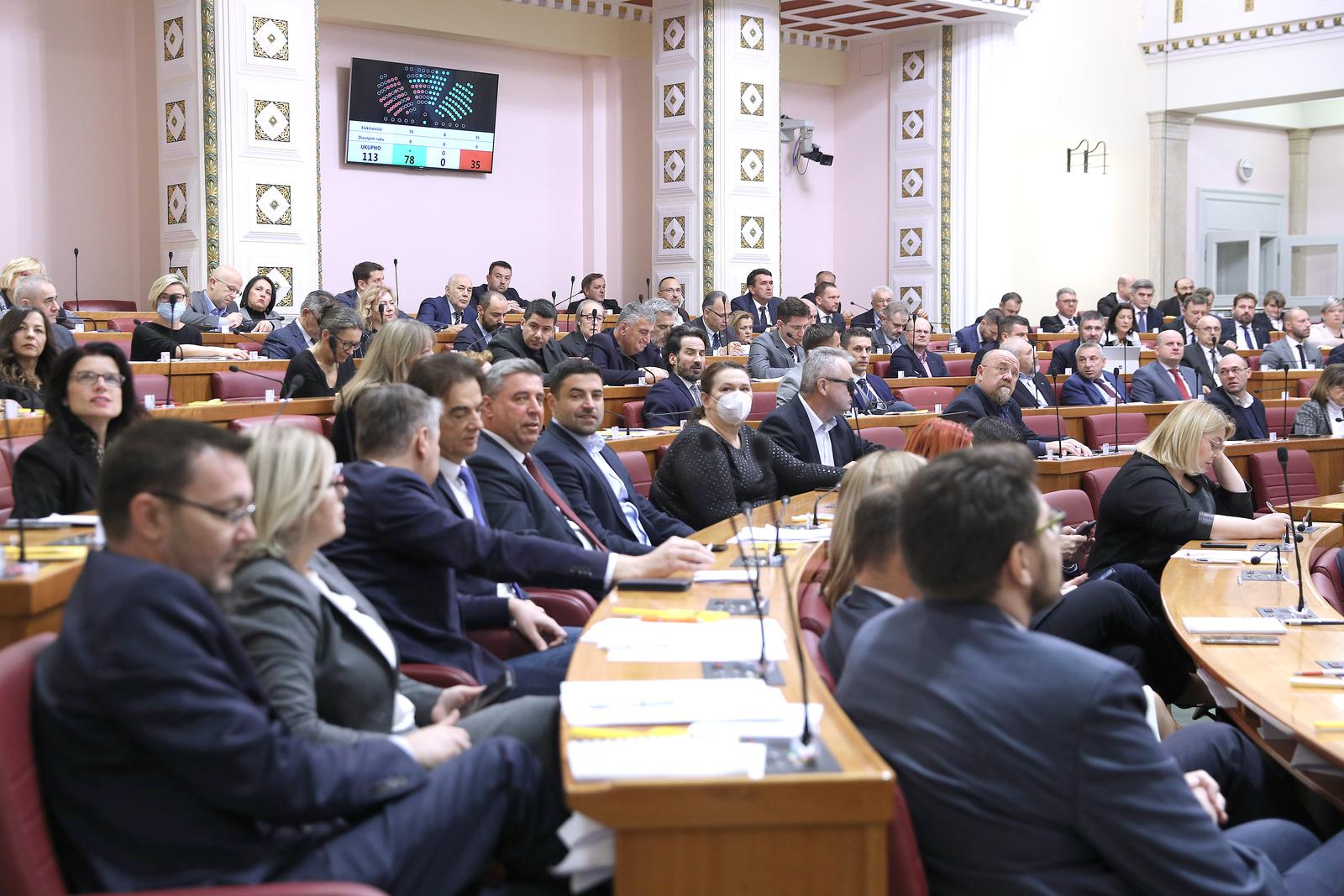 29.11.2022., Zagreb - Sabor 13. sjednicu nastavlja glasovanjem o raspravljenim tockama dnevnog reda medju kojima je i proracun za 2023. godinu. Photo: Patrik Macek/PIXSELL
