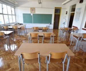 Prazna učionica 31.08.2018., Primosten - Prazna ucionica. rrPhoto: Hrvoje Jelavic/PIXSELL