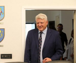 31.08.2022., Rijeka - Na konferenciji za novinare u sjedistu zupanije primorsko goranske predstavljen je kurikulum gradjanskog odgoja i obrazovanja u srednjoj skoli "Skola i zajednica" (SIZ),  koji se uvodi u vise skola u PGZ. O kurikulumu su govorili: zupan Zlatko Komadina, rektorica Snjezana Prijic Samarzija, ravnatelj Instituta za drustvena istrazivanja u Zagrebu Boris Jokic i procelnica za odgoj i obrazovanje Edita Stilin.
Photo: Goran Kovacic Photo: Goran Kovacic/PIXSELL