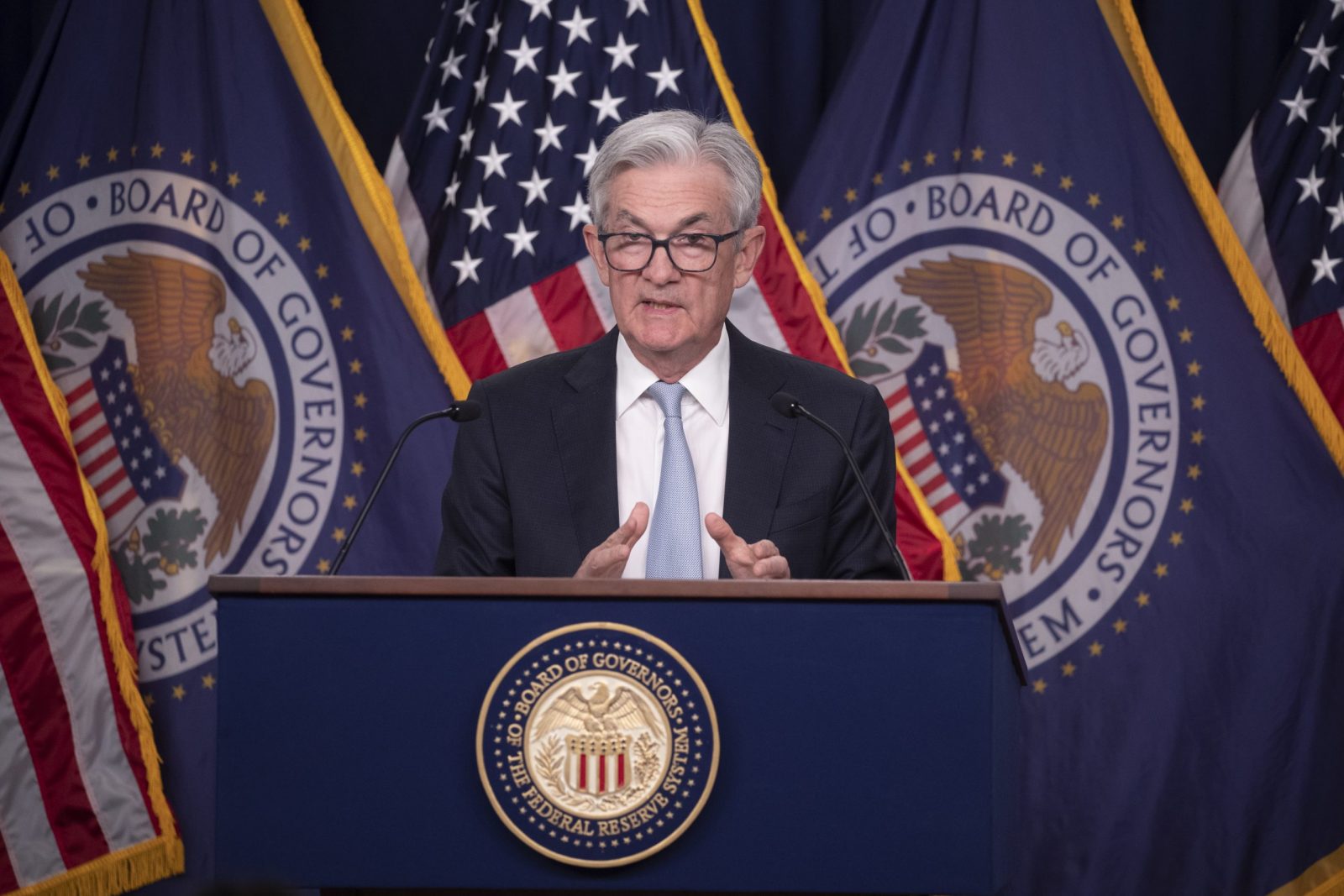 epa10282129 Chair of the Federal Reserve Jerome Powell holds a news conference following the 01-02 November Federal Open Market Committee meeting, in Washington, DC, USA, 02 November 2022. The Federal Reserve raised its benchmark interest rate by three-quarters of a point for a fourth straight time.  EPA/MICHAEL REYNOLDS