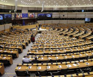 epa10296257 The hemicycle during a debate at a mini plenary session of the European Parliament in Brussels, Belgium, 09 November 2022. The plenary will focus on outcomes of the European Council meeting of 20-21 October 2022.  EPA/OLIVIER HOSLET