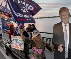 epa10307686 Supporters of former US President Donald Trump stand outside the Mar-a-Lago Club where Trump will make an announcement in Palm Beach, Florida, USA, 15 November 2022. Trump is expected to announce his third run at the presidency in the 2024 election.  EPA/CRISTOBAL HERRERA-ULASHKEVICH