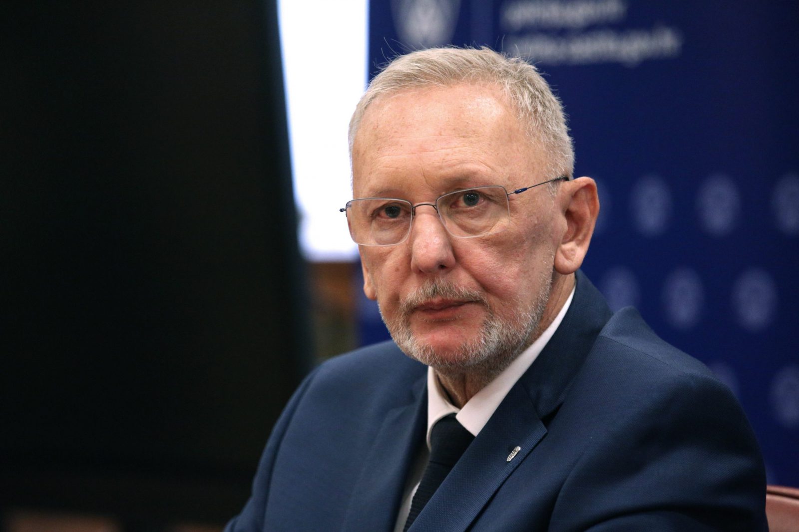 Zagreb, 16.11.2022. - Odrana je konferencija za medije na kojoj je potpredsjednik Vlade i ministar unutarnjih poslova Davor Boinoviæ predstavio aktivnosti MUP-a s ciljem poticanja osoba s invaliditetom na ravnopravno sudjelovanje u predstojeæim natjeèajima za zapoljavanje u MUP-u. Na konferenciji za medije sudjelovala je pravobraniteljica za osobe s invaliditetom Anka Slonjak, zastupnica u Hrvatskom saboru Ljubica Lukaèiæ i dopredsjednica Hrvatskog paraolimpijskog odbora Ana Sren. Na fotografiji Davor Boinoviæ. foto HINA /Zvonimir KUHTIÆ/ kuzo