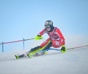 epa10315647 Leona Popovic of Croatia in action during the first round of the Women’s Slalom race at the FIS Ski World Cup in Levi, Finland, 20 November 2022.  EPA/KIMMO BRANDT