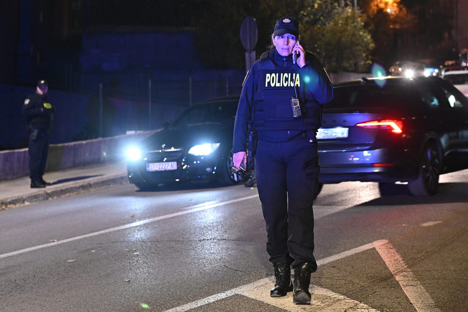 Split, 30.11.2022. - Policija blokirala izlaze iz grada. Na slici bokada pokraj Solina. foto HINA/ Mario STRMOTIĆ/ ms