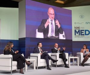 Rim, 3.12.2022.- Ministar vanjskih i europskih poslova Gordan Grliæ Radman sudjelovao je na ministarskim panel raspravama u okviru konferencije "Mediteranski dijalozi". Na marginama konferencije ministar je odrao niz bilateralnih sastanaka. 
foto HINA/ MVEP/ ua