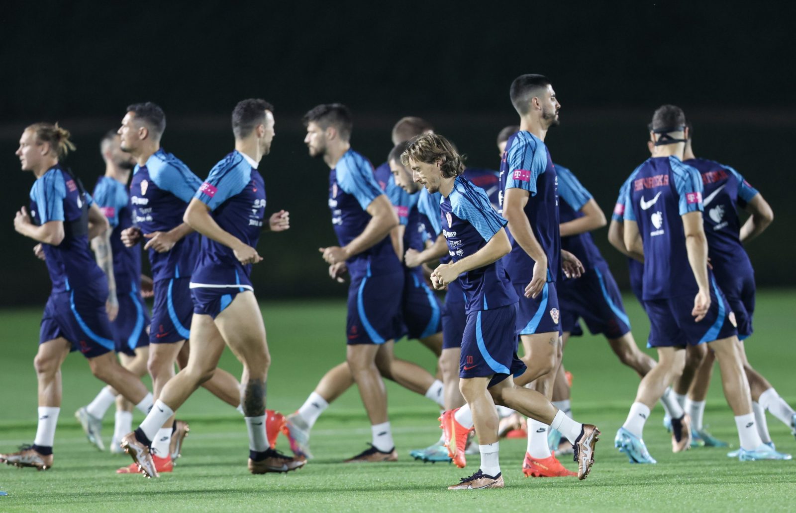 Doha, 03.12.2022 - Trening Hrvatske nogometne reprezentacije u trening kampu Al Ersal 3 u Dohi. Na slici Luka Modrić.
foto HINA/ Damir SENČAR/ ds