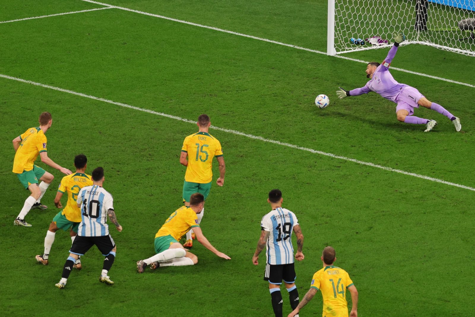 epa10346752 Lionel Messi of Argentina scores the 1-0 goal during the FIFA World Cup 2022 round of 16 soccer match between Argentina and Australia at Ahmad bin Ali Stadium in Doha, Qatar, 03 December 2022.  EPA/Abir Sultan