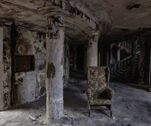 epa10355692 An armchair sits inside the destroyed Drama Theatre in Mariupol, Ukraine, 08 December 2022. The Mariupol Drama Theater was destroyed on 16 March during Russian airstrikes and the siege of the city. The restoration of the theater by Russian specialists began in September and is scheduled to finished within three years. More than 5,000 builders are currently working on the restoration of the city, the number of personne is to be increased to 30,000 by spring 2023. Mariupol is expected to be completely rebuilt in three years.  EPA/SERGEI ILNITSKY