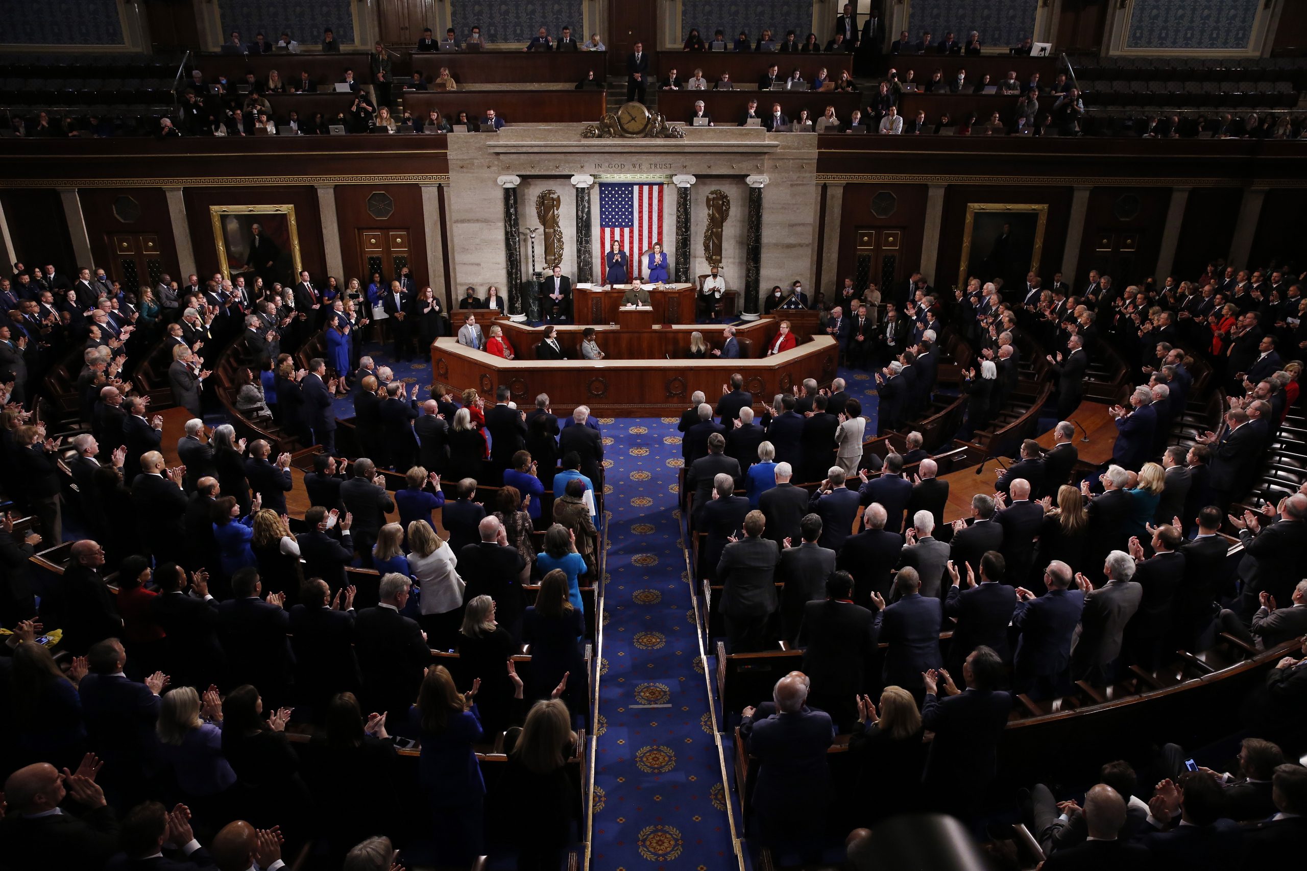 epaselect epa10376000 Ukrainian President Volodymyr Zelensky delivers an address to a joint meeting of the United States Congress in the House of Representatives chamber on Capitol Hill in Washington DC, USA, 21 December 2022. Zelensky is on his first known foreign trip since Russia invaded Ukraine more than 300 days ago, travelling to the US on a high-stakes visit to secure support for his war effort.  EPA/MICHAEL REYNOLDS