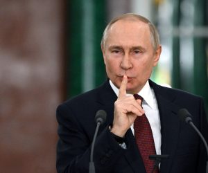 epa10376591 Russian President Vladimir Putin attends a news conference following a meeting of the State Council on implementing the youth policy in current conditions, at the Kremlin in Moscow, Russia, 22 December 2022.  EPA/SERGEY GUNEEVSPUTNIK/KREMLIN / POOL MANDATORY CREDIT
