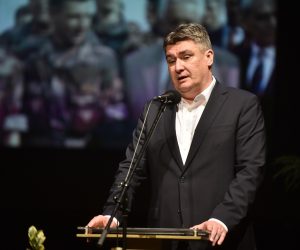 Varadin, 23.12.2022 - Sveèana akademija povodom dana 2. oklopno- mehanizirane bojne 'Pume'. Na slici Zoran Milanoviæ. foto HINA/ Sinia KALAJDIJA/ ik