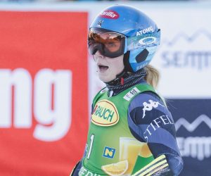 epa10379289 Mikaela Shiffrin of the USA reacts after the second run of the Women's Giant Slalom race at the FIS Alpine Skiing World Cup in Semmering, Austria, 27 December 2022.  EPA/DOMINIK ANGERER