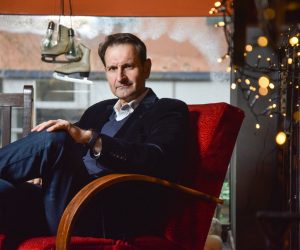 01.12.2022., Zagreb - Miro Kovac, povjesnicar, diplomat i bivsi ministar vanjskih poslova. 

Photo Sasa ZinajaNFoto