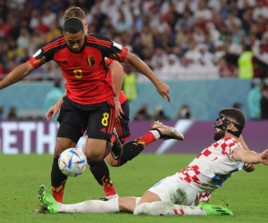 Belgium's Youri Tielemans and Croatian Josko Gvardiol pictured in action during a soccer game between Belgium's national team the Red Devils and Croatia, the third and last game in Group F of the FIFA 2022 World Cup in Al Rayyan, State of Qatar on Thursday 01 December 2022.
 BELGA PHOTO VIRGINIE LEFOUR Photo: VIRGINIE LEFOUR/PIXSELL
