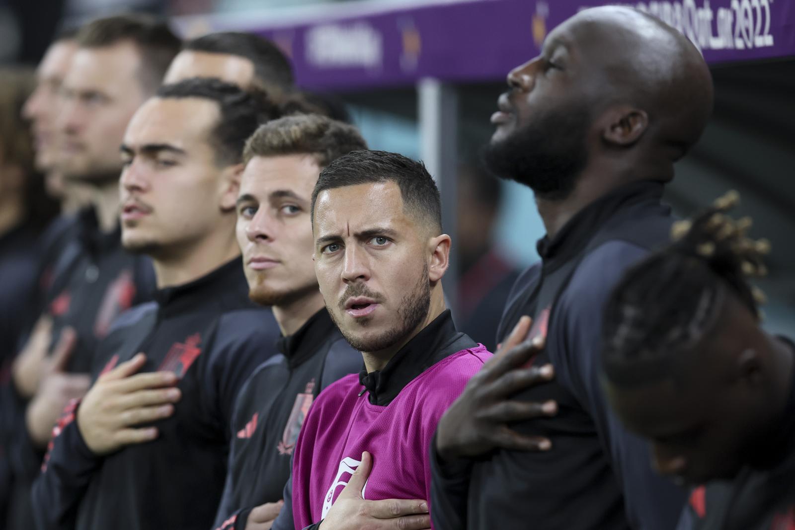 Belgium's Thorgan Hazard, Belgium's Eden Hazard and Belgium's Romelu Lukaku stand at the national anthem at a soccer game between Belgium's national team the Red Devils and Croatia, the third and last game in Group F of the FIFA 2022 World Cup in Al Rayyan, State of Qatar on Thursday 01 December 2022.
 BELGA PHOTO BRUNO FAHY Photo: BRUNO FAHY/PIXSELL