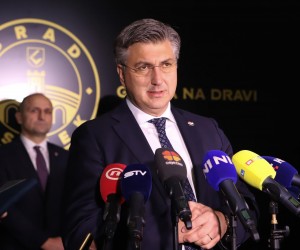 02.12.2022., Osijek - Svecana sjednica Gradskog vijeca Grada Osijeka povodom obiljezavanja Dana Grada Osijeka. Predsjednik Vlade Andrej Plenkovic Photo: Dubravka Petric/PIXSELL