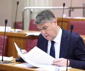 05.12.2022., Zagreb - Sabor 13. sjednicu nastavlja izlaganjem zastupnickih stajalista nakon kojih slijedi rasprava o Konacnom prijedlogu zakona o izmjenama i dopunama Zakona o sprjecavanju pranja novca i financiranja terorizma. Photo: Patrik Macek/PIXSELL