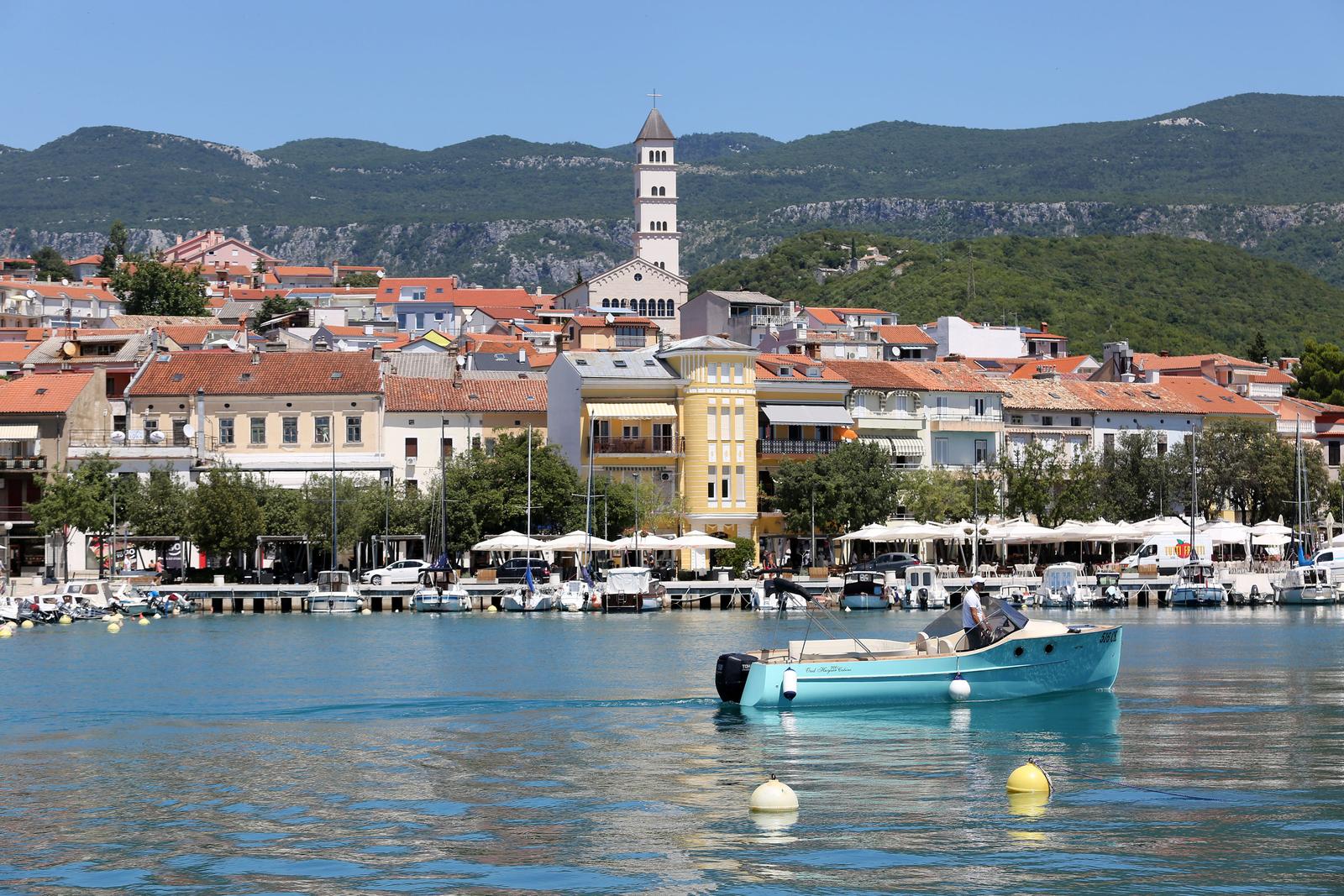 09.07.2020., Crikvenica - Ilustracije za turisticku patrolu.rPhoto: Goran Kovacic/PIXSELL