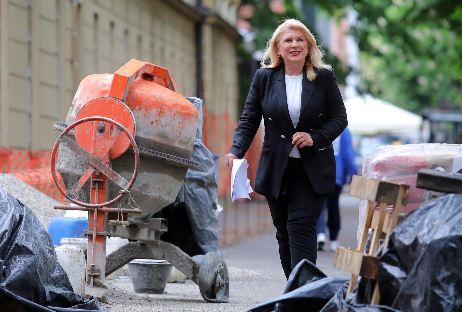 12.05.2021., Zagreb - Vesna Skare Ozbolt, nezavisna kandidatkinja za gradonacelnicu Grada Zagreba, predala je Kaznenom sudu privatnu tuzbu protiv Davora Filipovica zbog klevete i sirenja lazi. Photo: Tomislav Miletic/PIXSELL