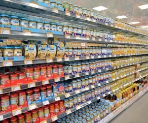14.04.2016., Bjelovar, Trgovacki centar Stop & shop - Na podrucju Bjelovara otvoren je soping centar Stop & shop, a koji okuplja sest poznatih trgovina. Drogerija Muller.  "nPhoto: Damir Spehar/PIXSELL