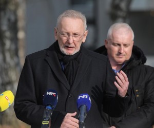 15.12.2022., Zagreb - Na Policijskoj akademiji potpredsjednik Vlade i ministar unutarnjih poslova RH dr. sc. Davor Bozinovic prisustvovao je primopredaji novih vozila s policijskim obiljezjima za policijske uprave. Radi se o primopredaji novog kontingenta od 175 vozila s policijskim obiljezjima marke Ford Focus Connected 1.5 EcoBlue od kojih je njih 50 bilo izlozeno na platou Policijske akademije. Photo: Tomislav Miletic/PIXSELL