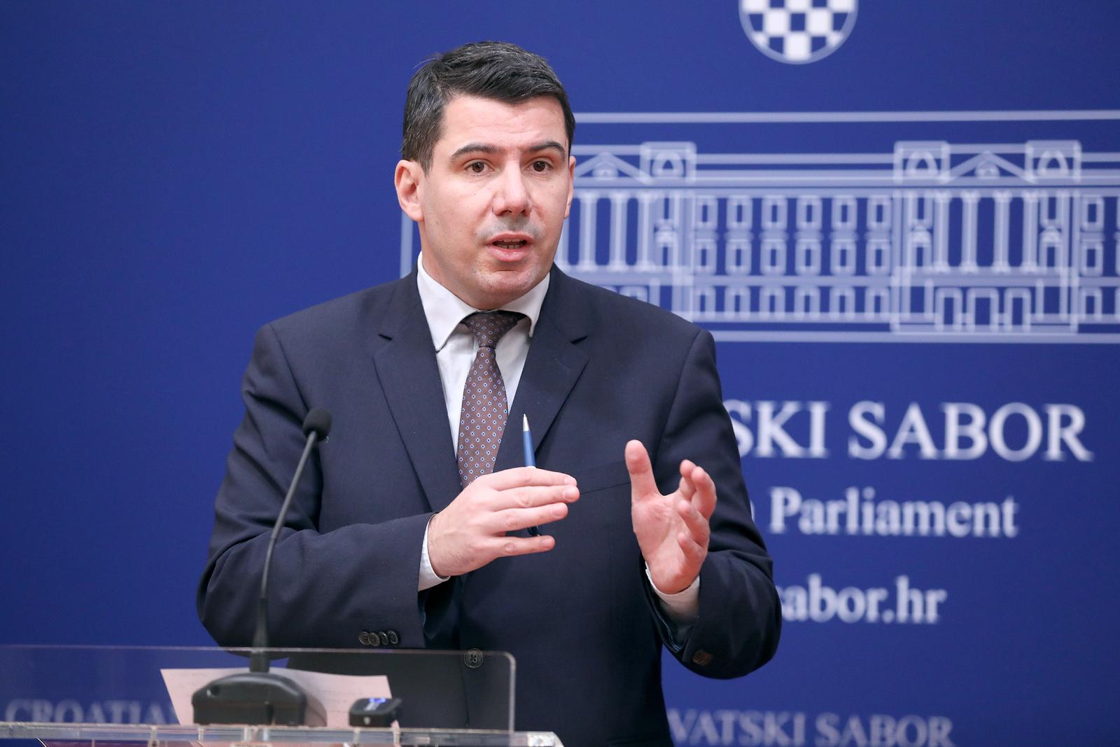 15.12.2022., Zagreb - Na konferenciji za medije odrzanoj u Saboru o stanju na Banovini govorio je zastupnik Nikola Grmoja. Photo: Patrik Macek/PIXSELL