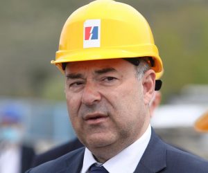 16.04.2021., Split -  Na splitskom TTTS-u HEP polozen kamen temeljac i zapoceli radovi na izgradnji TS 110/20(10) kV Terminal. Uz Franu Barbarica predsjednika uprave HEP grupe, na  svecanosti uz ostale uzvanike sudjelovali su zupan Blazenko Boban i gradonacelnik Andro Krstulovic Opara. rPhoto: Ivo Cagalj/PIXSELL
