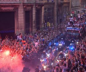 16.07.2018., Zagreb - Docek Vatrenih na sredisnjem gradskom trgu. Hrvatska nogometna reprezentacija osvojila je drugo mjesto na Svjetskom prvenstvu 2018. u Rusiji. "nPhoto: Marko Lukunic/PIXSELL
