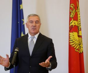 16.09.2021., Zagreb - Predsjednik Crne Gore Milo Djukanovic dao je izjavu medijima nakon sastanka s predsjednikom Republike Hrvatske Zoranom Milanovicem u Uredu predsjednika na Pantovcaku. Photo: Zeljko Lukunic/PIXSELL