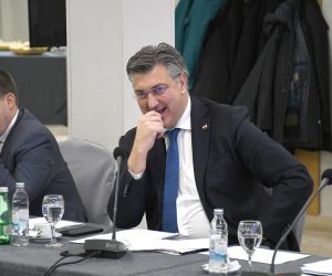 20.12.2022., Pitomaca - Predsjednik Vlade Andrej Plenkovic sudjelovao je na 14. sjednici Savjeta za Slavoniju, Baranju i Srijem, a kojom je ujedno i predsjedavao. 
Photo:Damir Spehar/PIXSELL Photo: Damir Spehar/PIXSELL