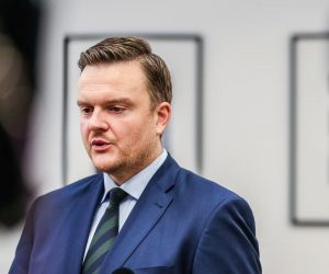 22.11.2022.., Zagreb - U hotelu  Hilton Garden odrzan radni rucak s ministrom financija Markom Primorcem u organizaciji HUP-Udruge malih i srednjih poduzetnika. Okupljenim su se u ime organizatora obratili glavna direktorica Hrvatske udruge poslodavaca Irena Weber i predsjednik HUP- Udruge malih i srednjih poduzetnika Igor Skrgatic. Ministar Primorac nakon rucka je dao izjavu za medije.
Photo:Slavko Midzor/PIXSELL Photo: Slavko Midzor/PIXSELL