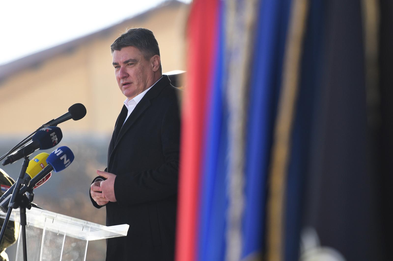 23.12.2022., Varazdin- Predsjednik Zoran Milanovic na obiljezavanju dana 2. oklopno-mehanizirane bojne Pume.

  Photo: Vjeran Zganec Rogulja/PIXSELL