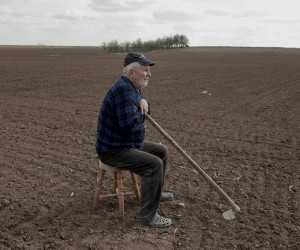 Velika suša na području Slavonije i Baranje 26.03.2019., Osijek - Ovakav nedostatak oborina pocetkom godine ratari Slavonije i Baranje ne pamte unazad 33 godine. Uz nedostatak kise i jak vjetar dodatno isusuje zemlju te je ona tvrda poput kamena. Poznato je da Hrvatska nema dovoljno povrsina u sustavu natapanja pa ratare ocekuje teska godina.  rPhoto: Dubravka Petric/PIXSELL