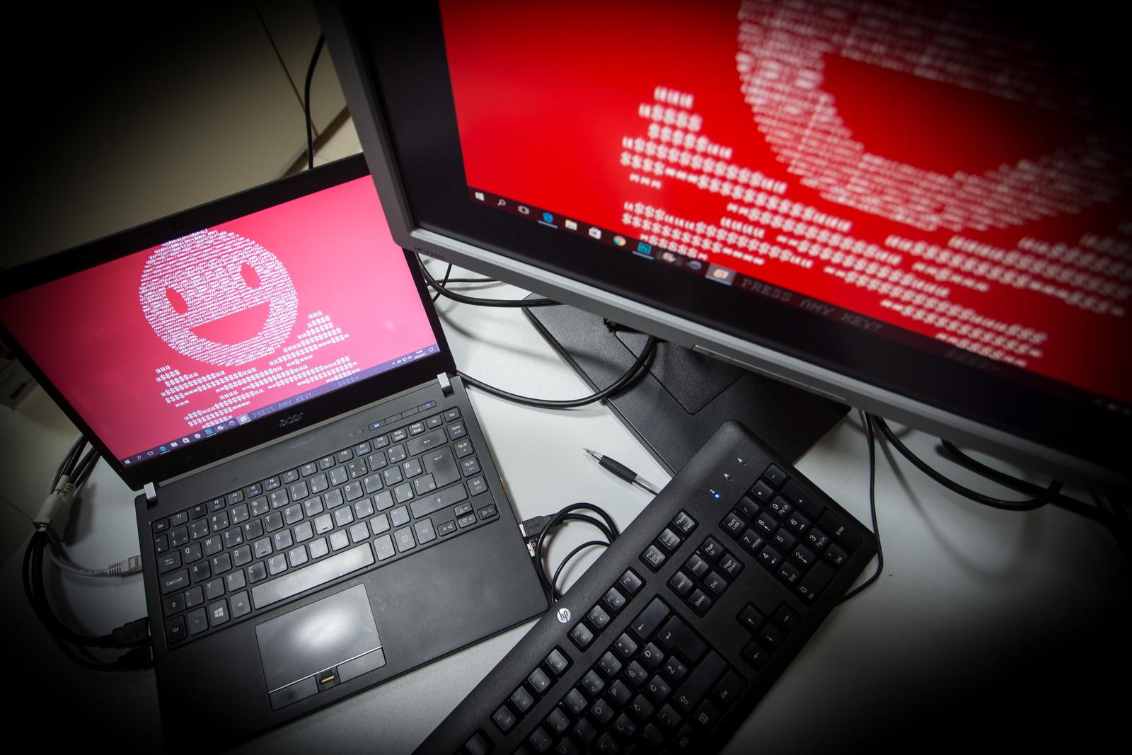28.06.2017., Zagreb - Ransomware Petya napada racunala sirom svijeta, o koristi istu ranjivost Windowsa kao i ransomware WannaCry koji je internetom harao prije mjesec dana. rijec je o zlonamjernom programu koji sifrira datoteke na racunalu te one korisniku postaju nedostupne sve dok kriminalcima ne plate trazenu svotu za kljuc kojim ce svoje podatke desifrirati. "nPhoto: Davor Puklavec/PIXSELL