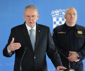 28.12.2022., Zagreb, NSK - Predsjednik Vlade Andrej Plenkovic predsjedao je sastankom Medjuresorne radne skupine za provedbu aktivnosti s ciljem pristupanja Republike Hrvatske Schengenskom prostoru. Photo: Marko Prpic/PIXSELL