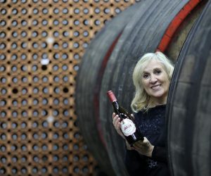29.11.2022.,Sibenik-Gospodja Mandica Erceg, enologinja i glavna tehnologinja u proizvodnji vrhunskog desertnog vina "Jakov", proizvodjaca Vinarije Vinoplod iz Sibenika. Photo: Dusko Jaramaz/PIXSELL