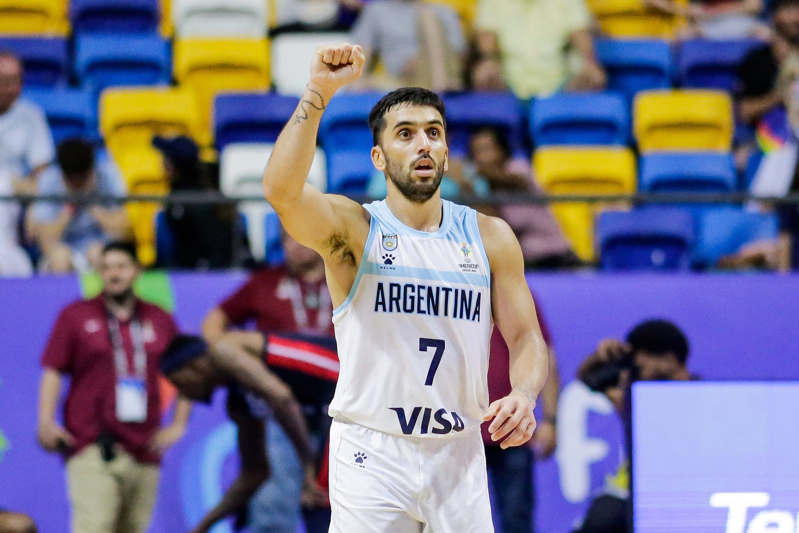 PE - Recife - 09/10/2022 - AMERICAP 2022, ARGENTINA X UNITED STATES - Argentina player Facundo Campazzo celebrates Friday during a match against the United States at Geraldao for Americup 2022. Photo: Rafael Vieira/AGIF (via AP)
