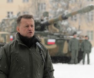 epa10361909 Polish Minister of National Defense Mariusz Blaszczak during the handover of Korean K9 cannon howitzers to the soldiers of the Polish Army at the base area of the 11th Mazurian Artillery Regiment in Wegorzewo, northern Poland, 12 December 2022.  EPA/Tomasz Waszczuk POLAND OUT
